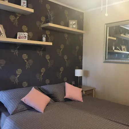 Anna Vendeghaz * Еґер