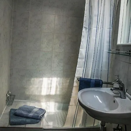 Anna Vendeghaz Homestay *